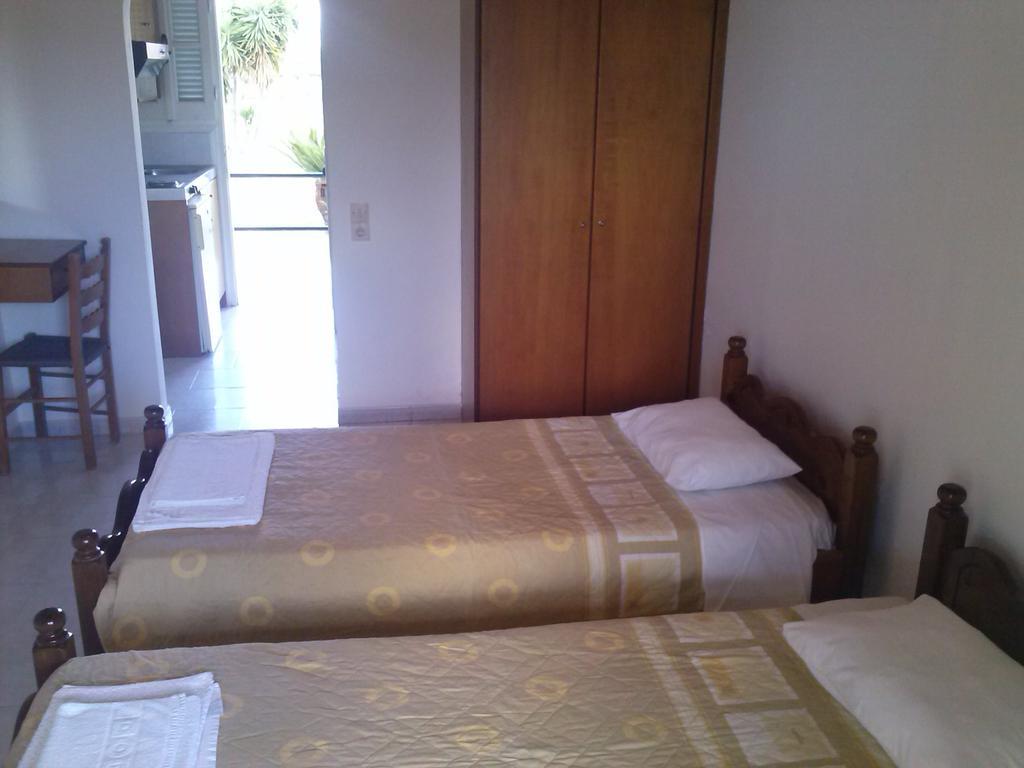 Liberty'S Studios Almiros Beach Habitación foto