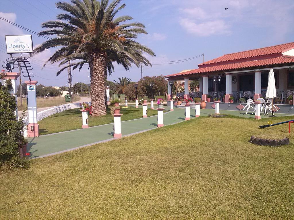 Liberty'S Studios Almiros Beach Exterior foto